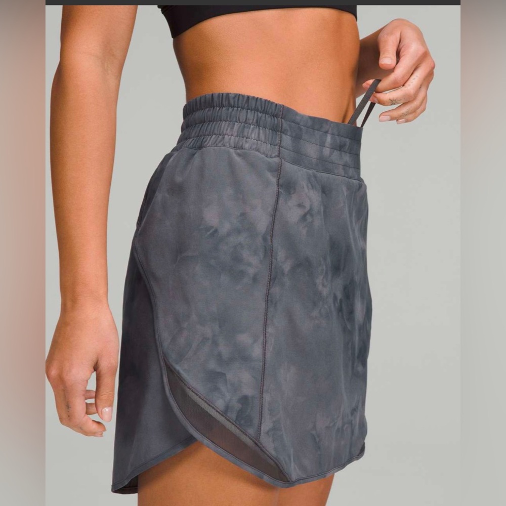 Lululemon Hotty Hot High Rise Gray Skirt long line shorts